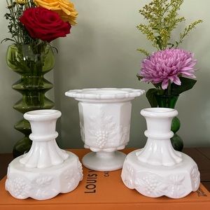 Milk glass grapevine 3 piece set